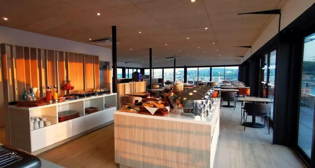 Golden Tulip Hotel & Rooftop Martigues Provence