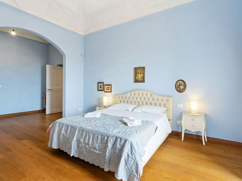 Enticing Holiday Home in Portella di Mare Near Sea Beach