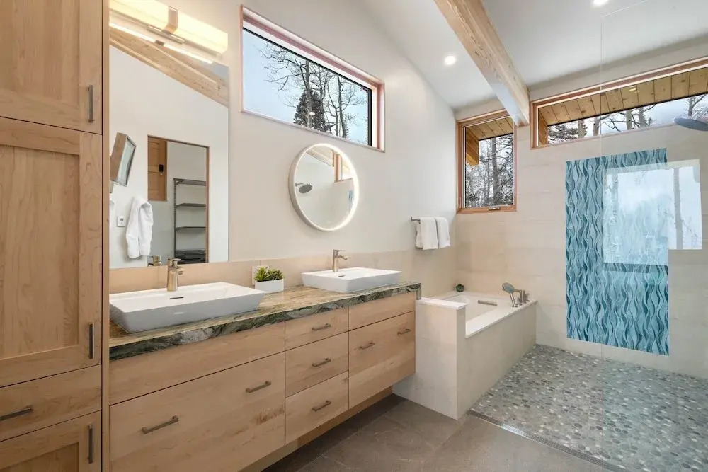 Saddle Horn Lane 4 Bedroom Home