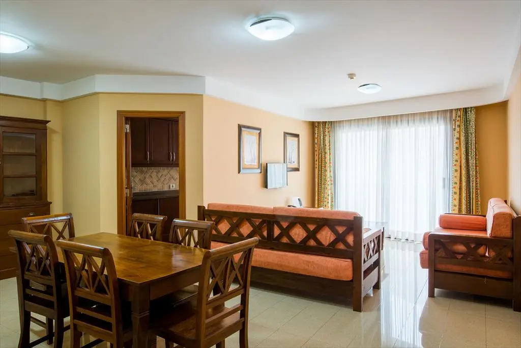 Aparthotel El Galeón