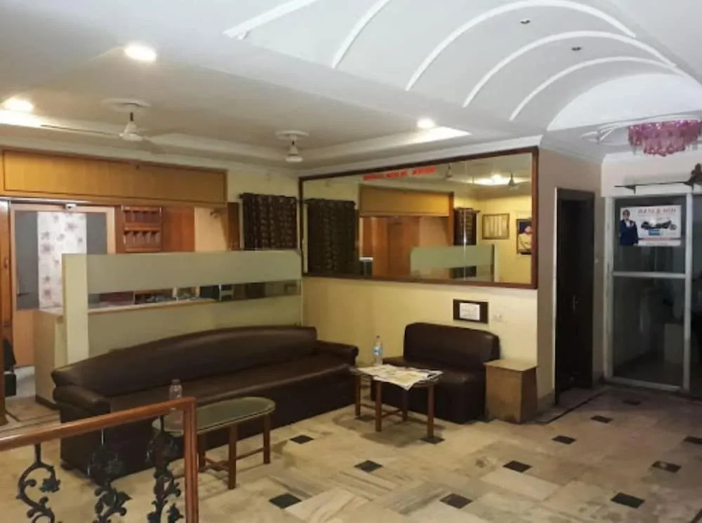 Hotel JK Raj Regency