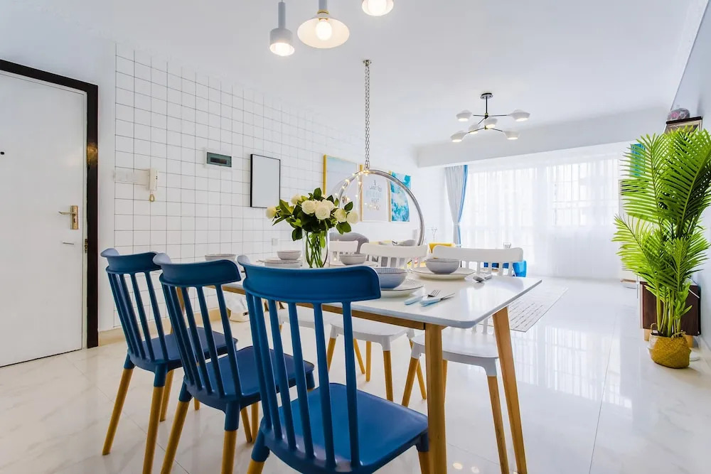 Locals Boutique Apartment Jiuzhou Port.3