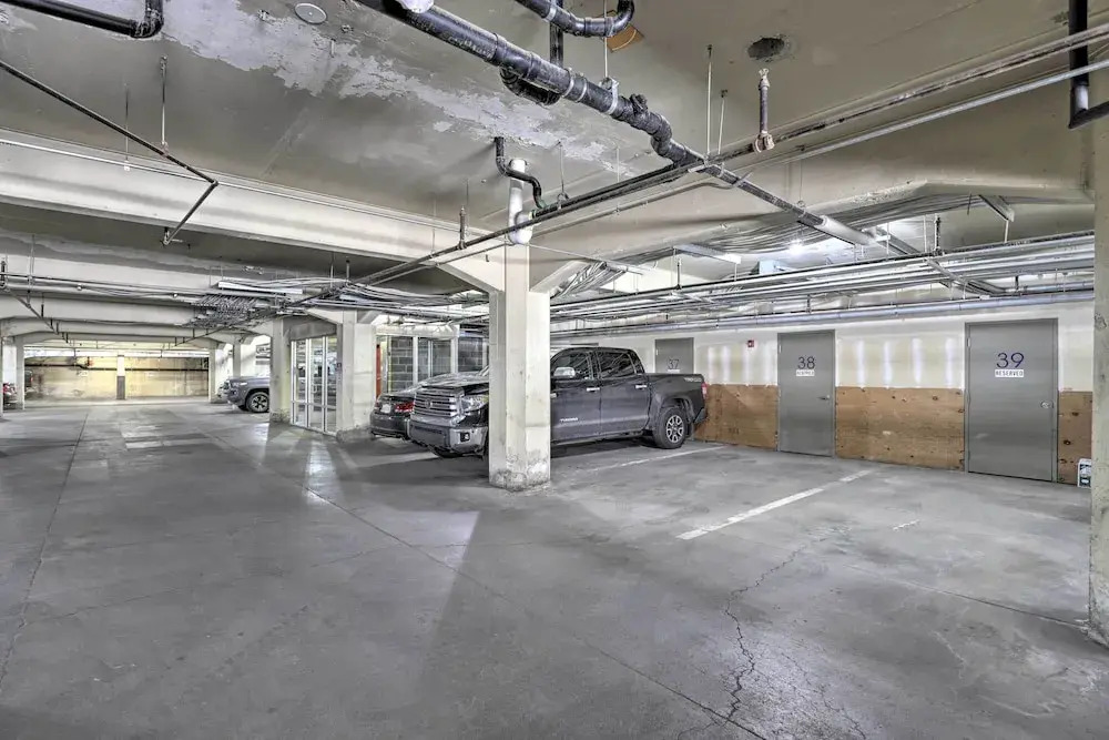 Chic SLC Downtown Studio Loft: Walk to Shops