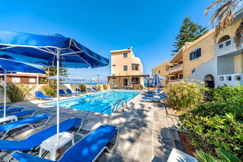 Niros Beachfront Aparthotel