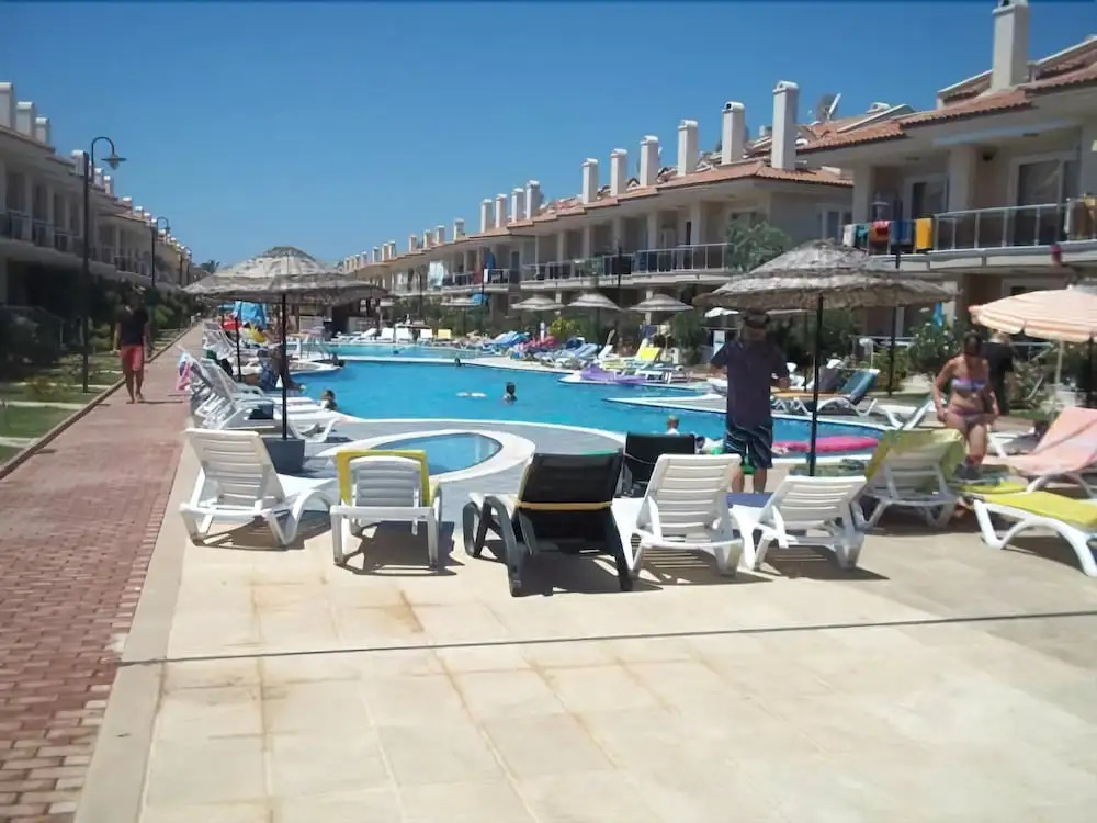 Sunset Beach Club Denize Sıfır Özel Plaj Apart