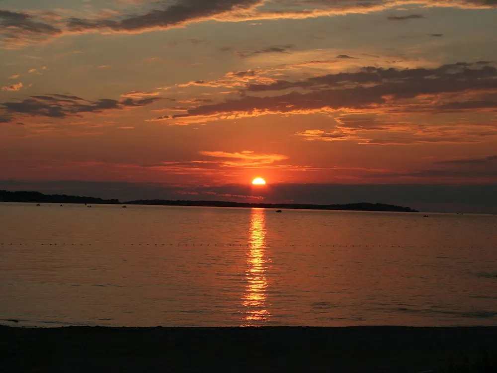 Carefully Furnished Bungalow With 2 Bathrooms, 7km From Pula