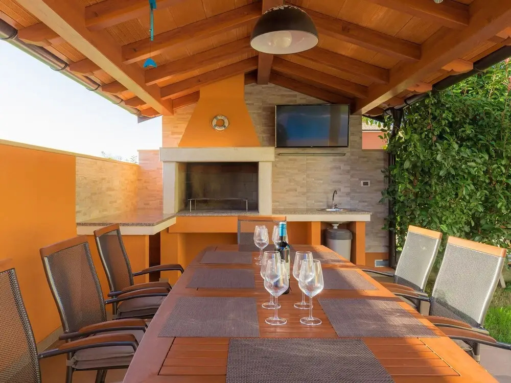 Holiday Home Linden Tree by Interhome