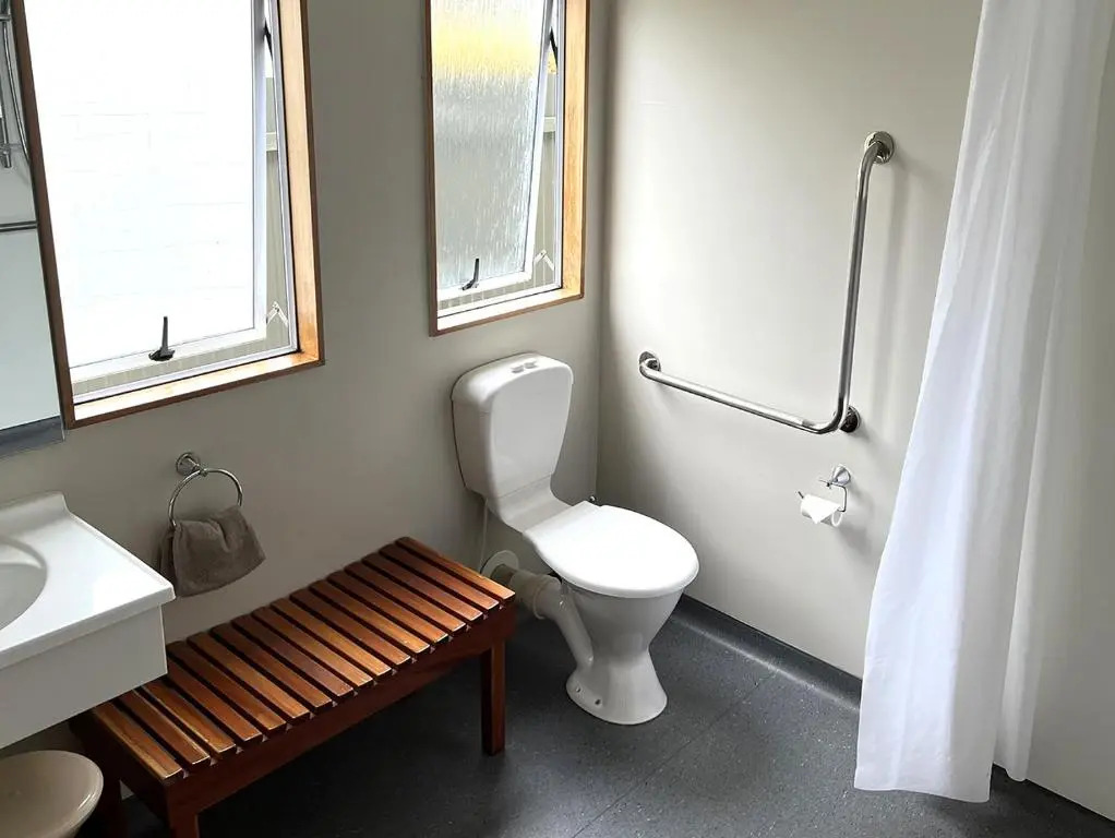 Jade Court Motel