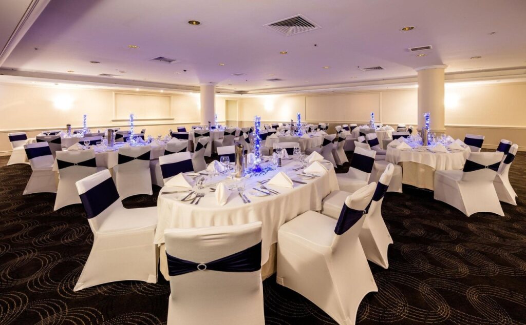 Отель Hilton Cairns
