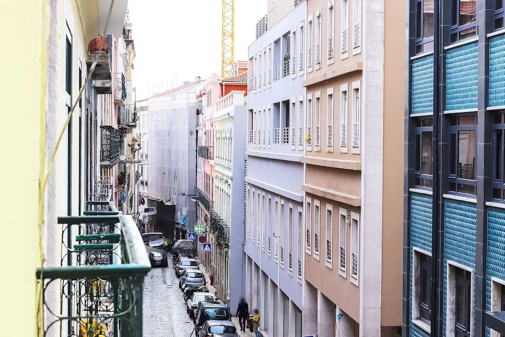 Av. Liberdade Duplex By Homing