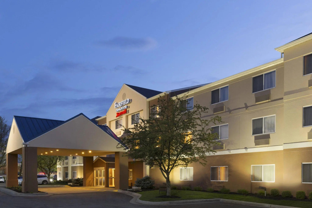 Fairfield by Marriott Inn & Suites Grand Rapids Airport