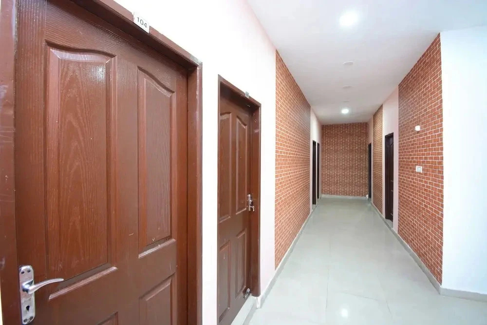 Kings Landing By OYO Rooms
