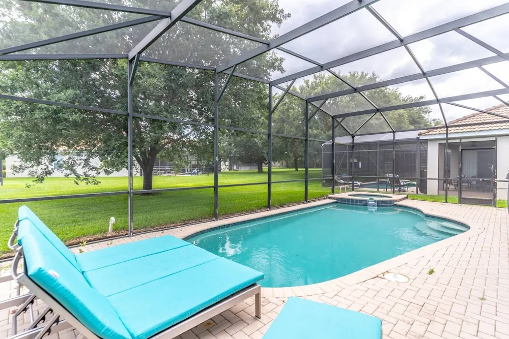 7812 Windsor Hills