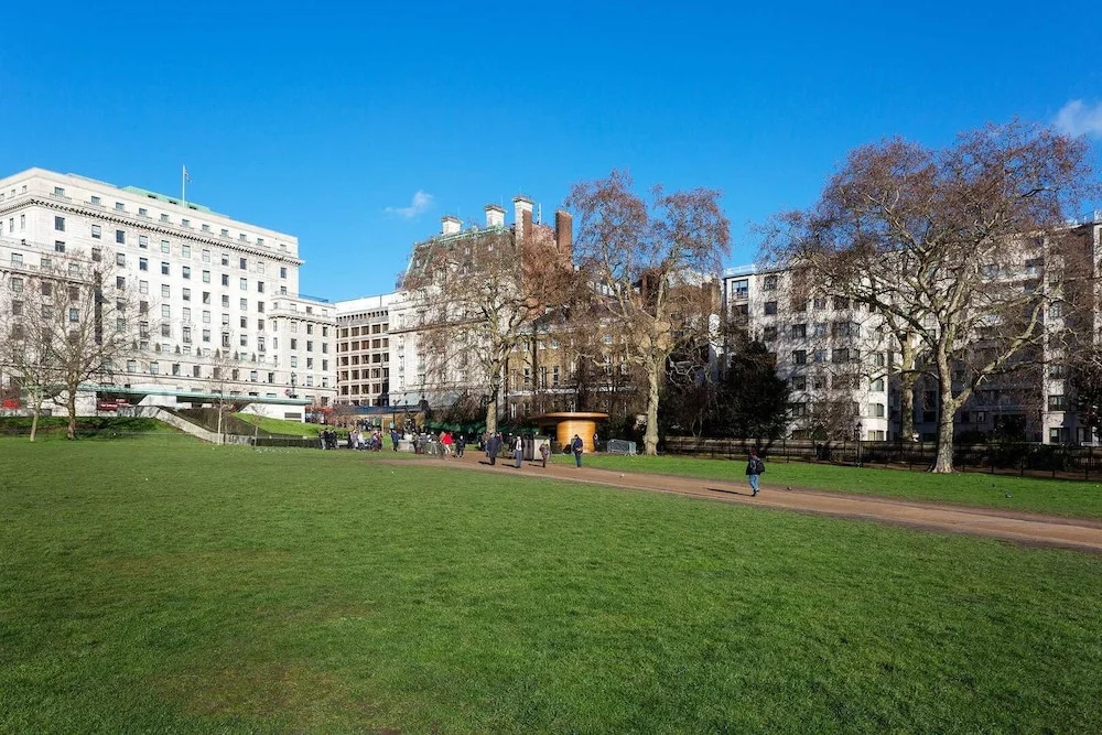 Views of Green Park