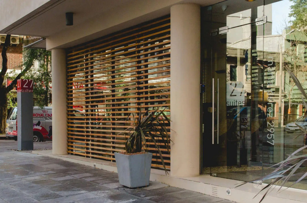 27 Suites Hotel