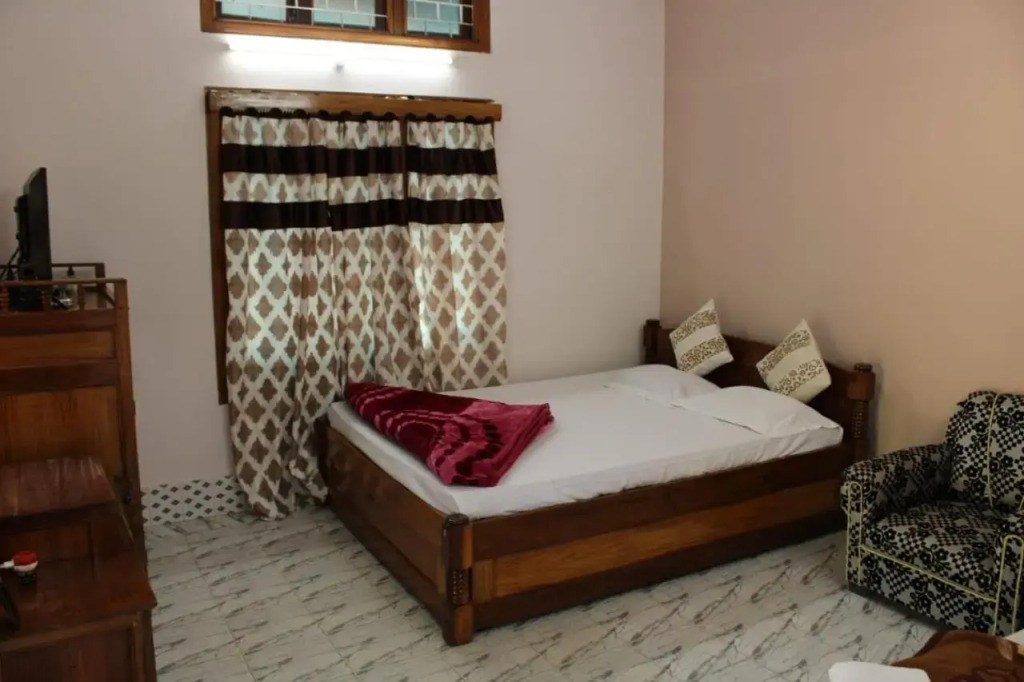 Sarmah Lodge