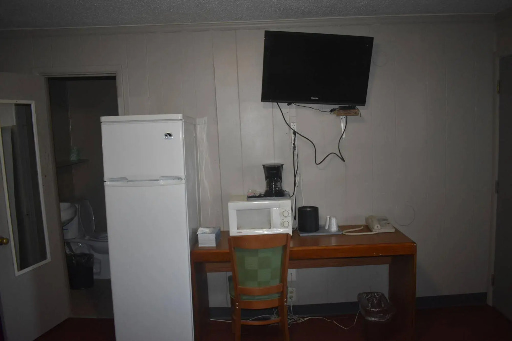 Cooper Motel Tuscola