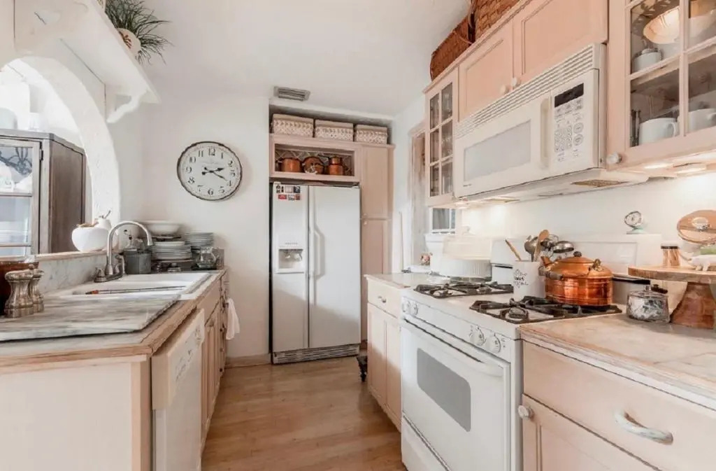 Tropical Designer House in Heart of Antique Row WPB