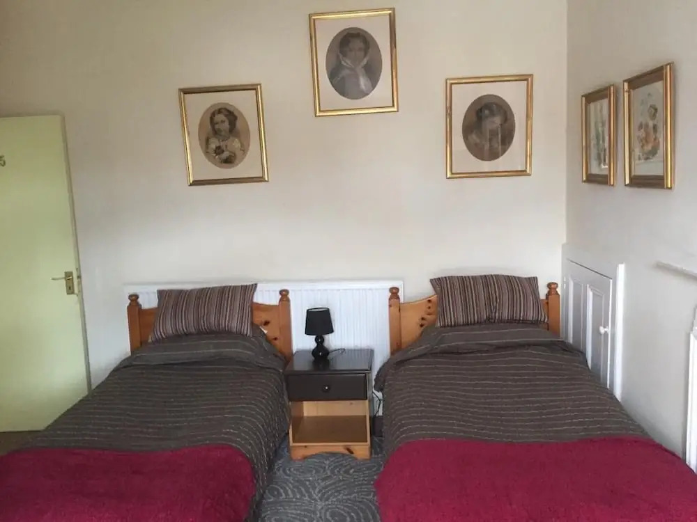 Hillview Guest House