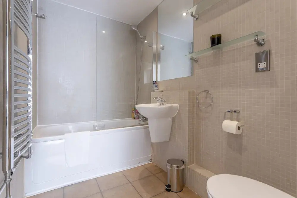 Spacious 1 Bedroom Flat in Fulham