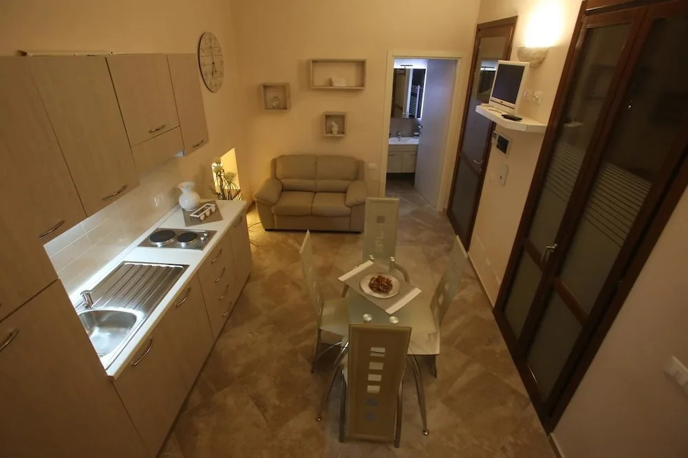 Imola Suites