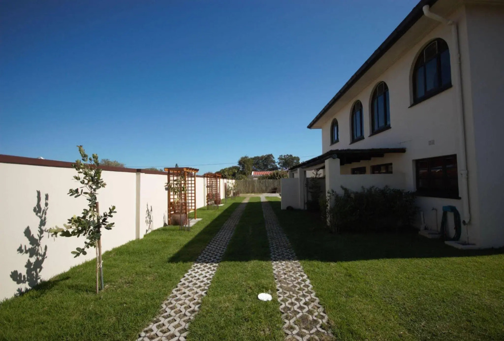 Villa Venusta Luxury Guesthouse - Solar Power