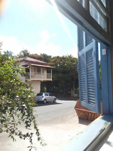 Hostel Parque Dos Saltos