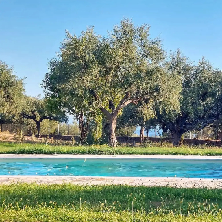 Villa Eleni - Private Pool Retreat near Kardamili