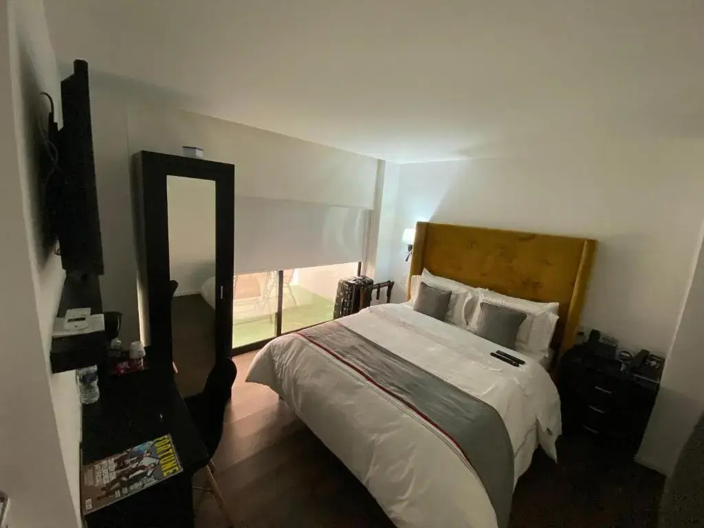 Suites Arboleda 215