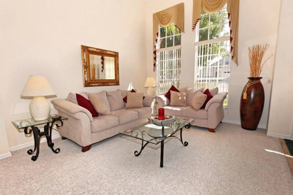 Golf Dreamer! Beautiful With Unique Layout! 5 Bedroom Villa
