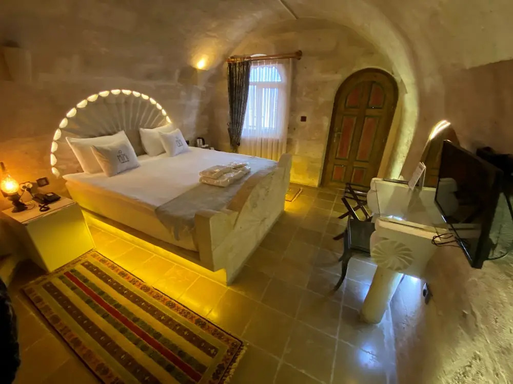 Ask-i Derun Hotel