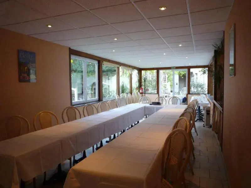 Logis Hôtel Le Plantagenêt