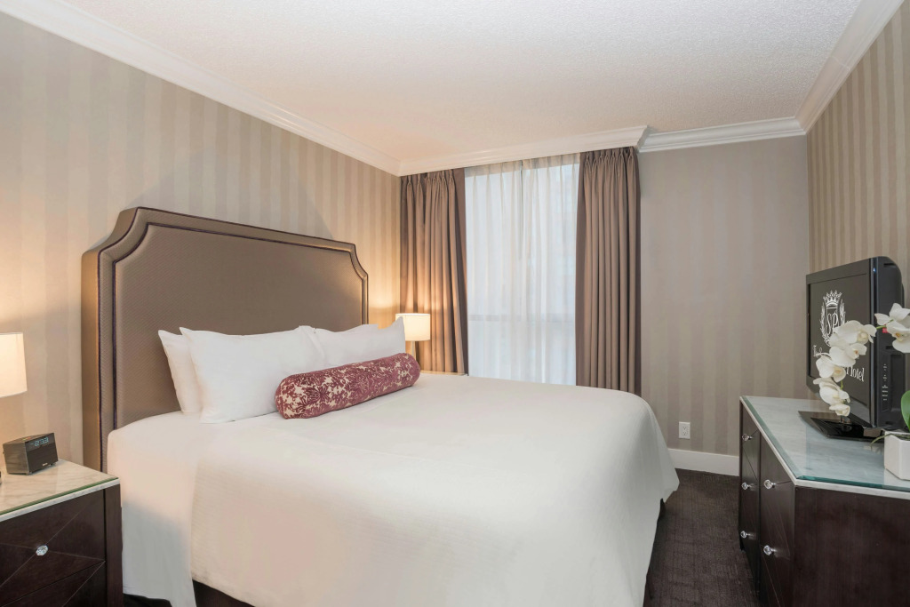 La Grande Residence at the Sutton Place Hotel