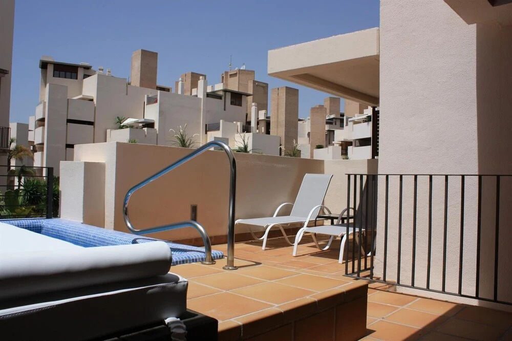 Apartment with Private Swimming Pool