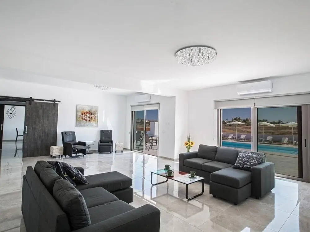 Villa Sienna AQ Ga98
