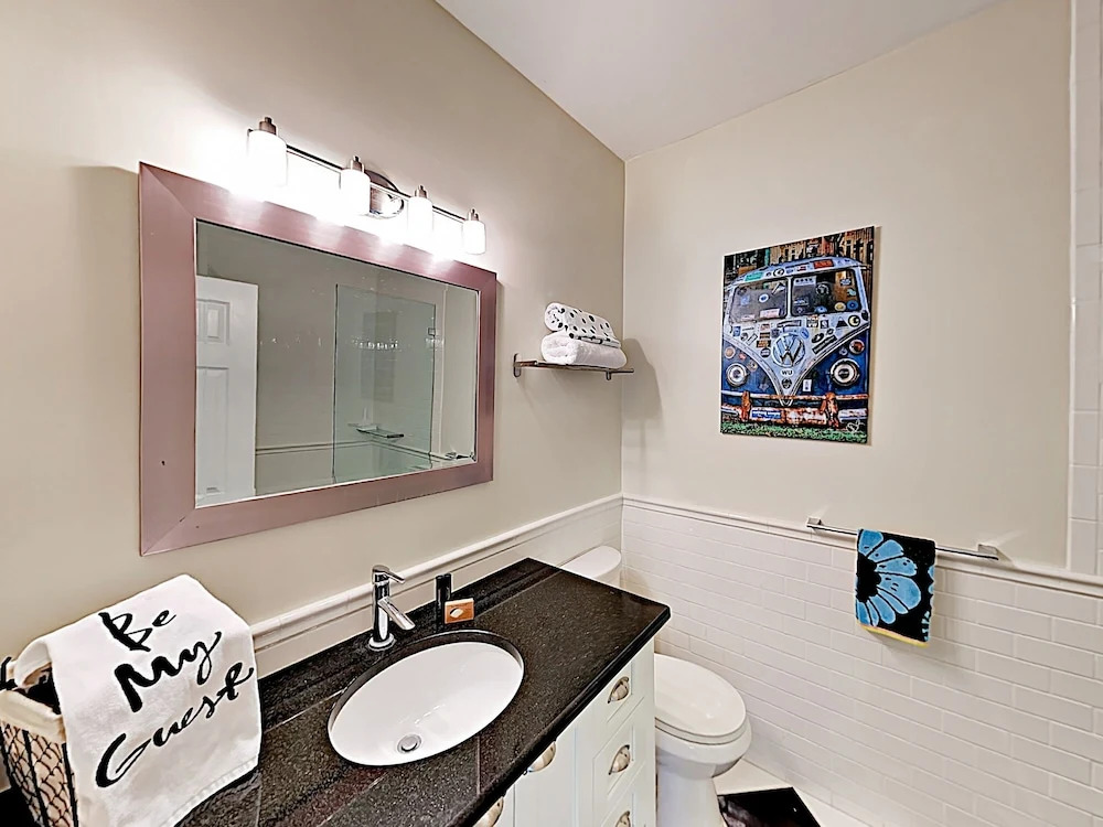 445 Saint Petersburg - 3 Br Home
