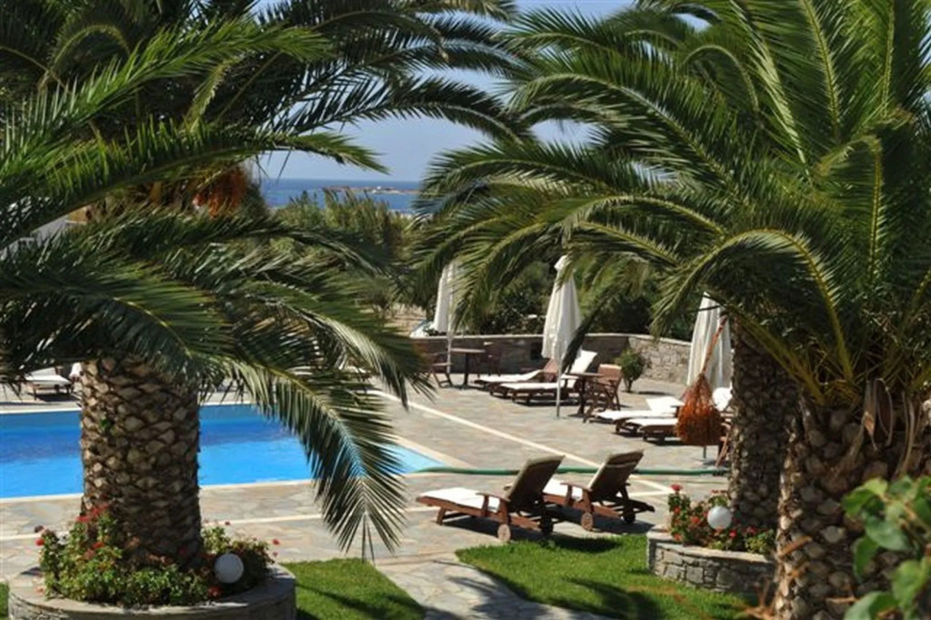 Eri Hotel