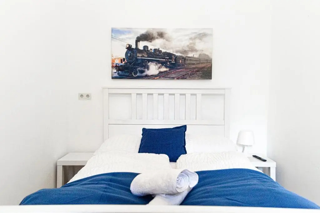 Pleasant 4 private rooms in shared Apartment- Ideal for short & Longstays
