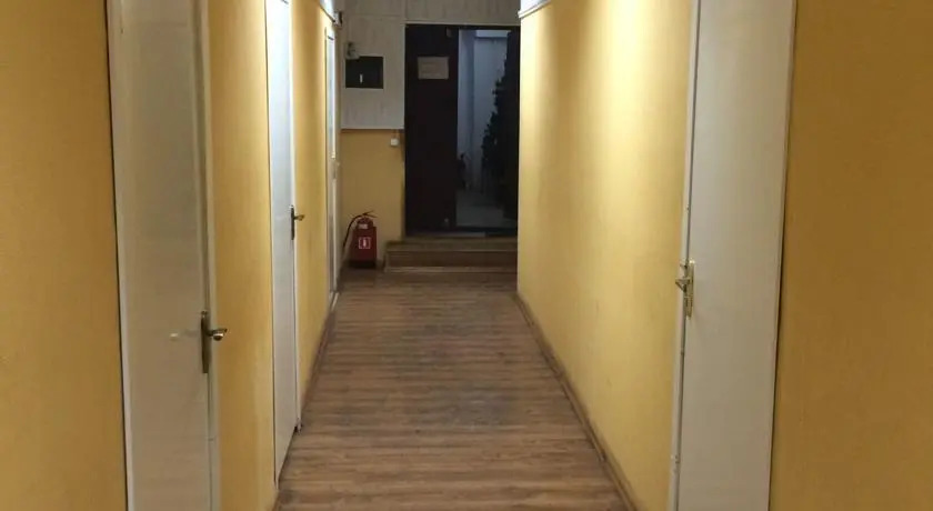 Хостелов