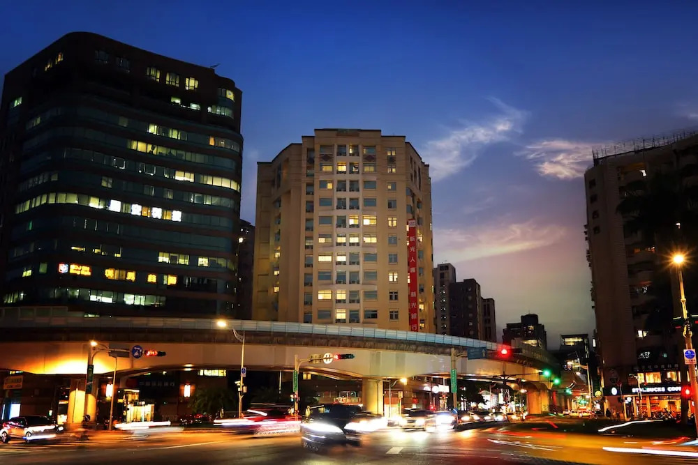 Dahu Park Hotel