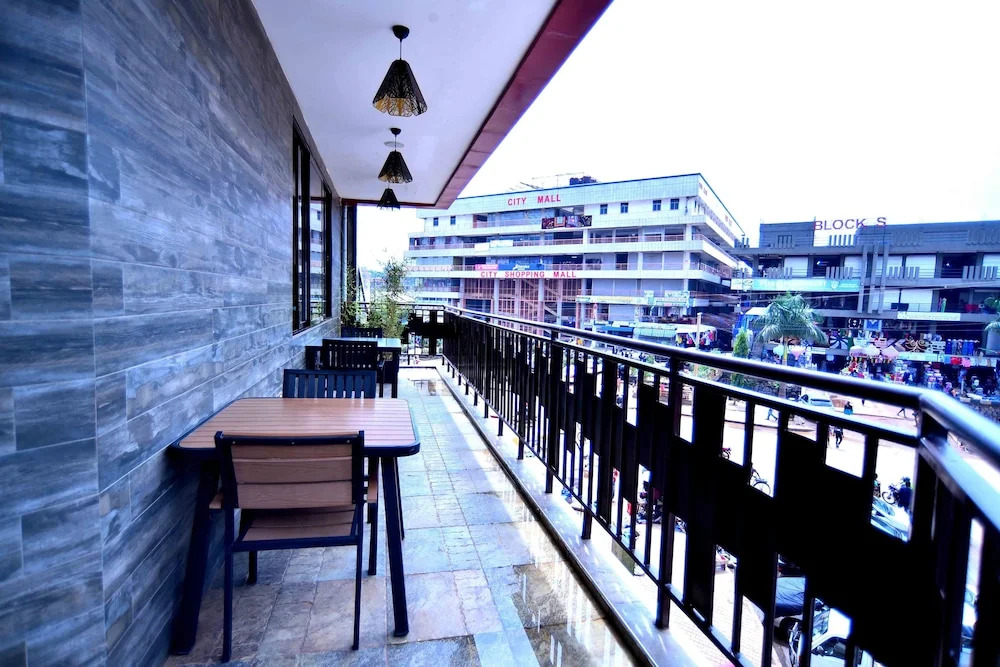 Victoria Mews Hotel