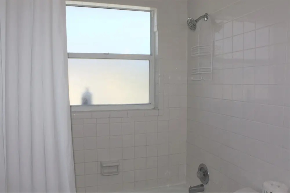 Aloha Kai - 7 2 Bedrooms 1 Bathroom Apts