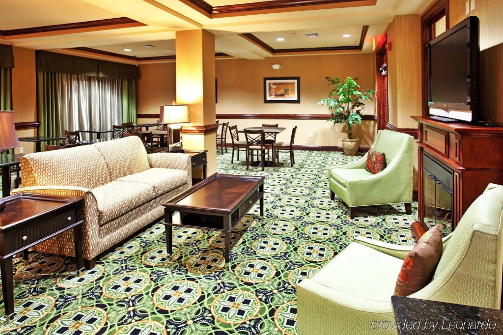 Holiday Inn Express Hotel & Suites Biloxi- Ocean Springs by IHG