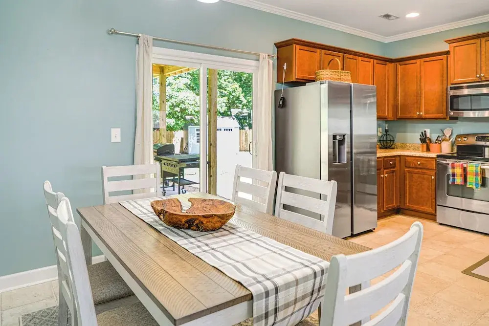 Sneads Ferry Home: Close to Beaches & Boat Ramp!