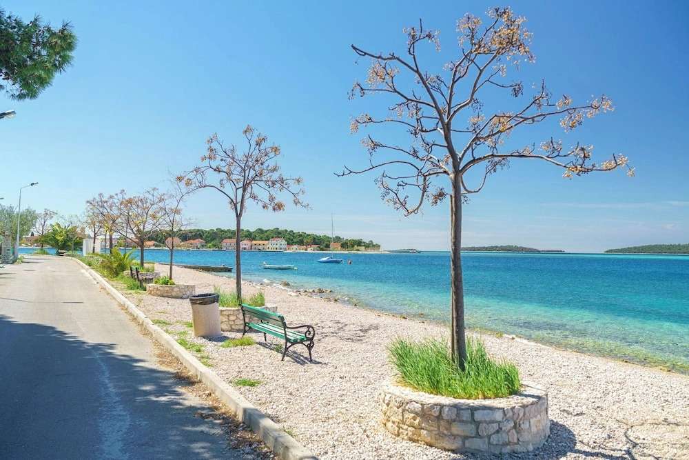 Apartments Brodarica Beach