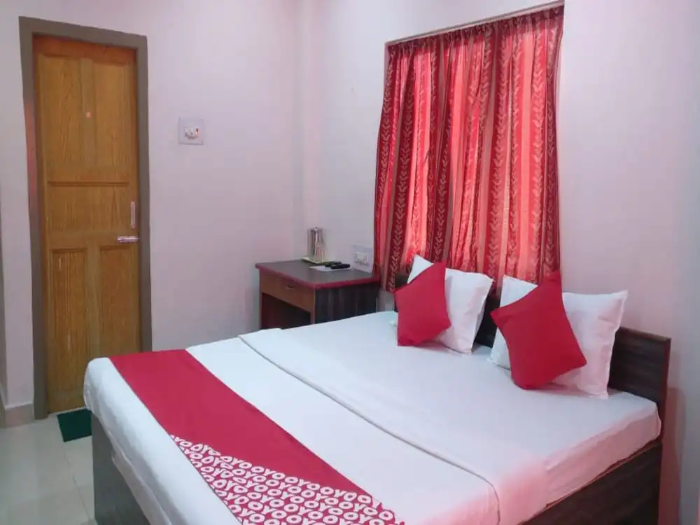 OYO 15419 Rajat Residency