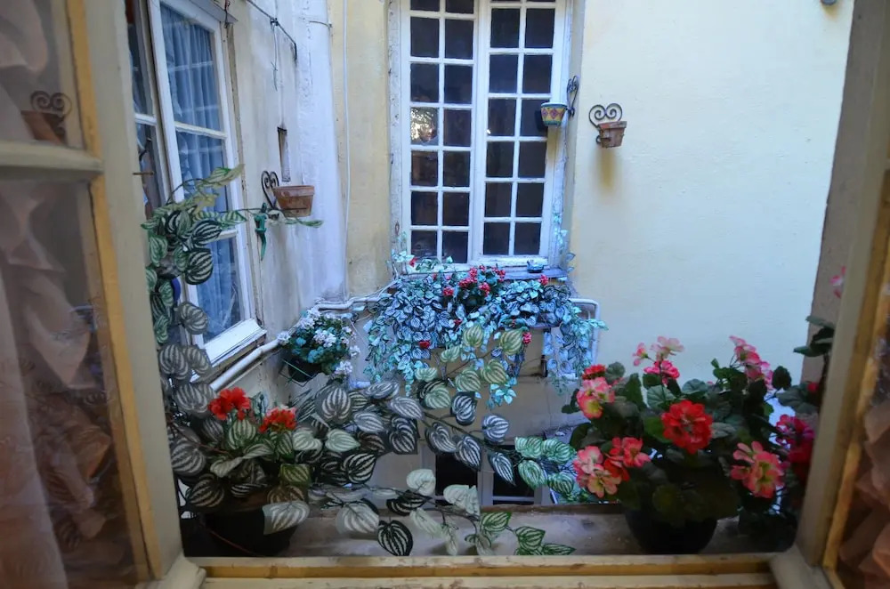 Period apartment 5 period in Old Nice near tramway