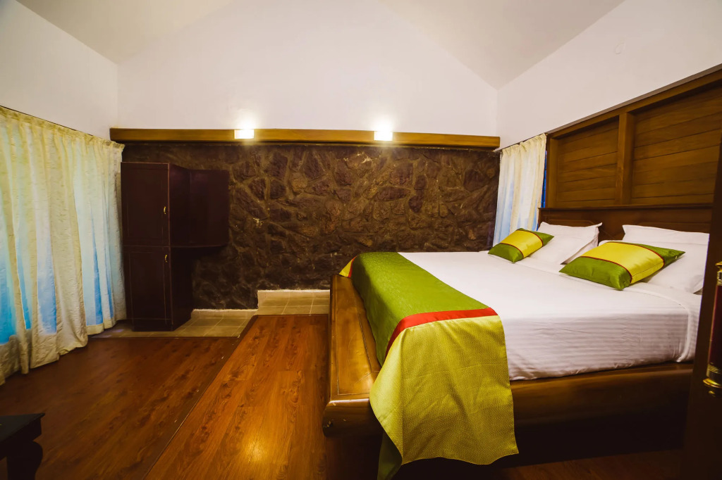 Deep Woods Resort