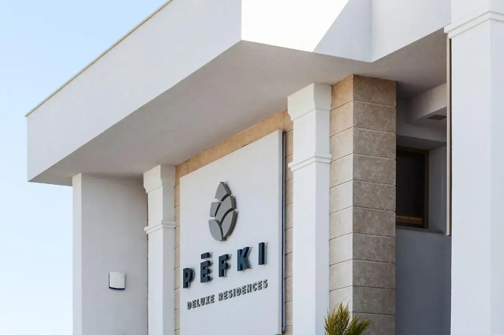 Pefki Deluxe Residences
