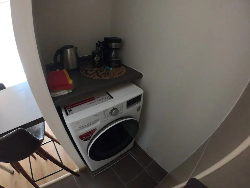 Apartment With Pool Access